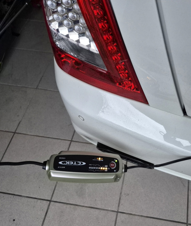 Screenshot_20251103_210055_Gallery.jpg